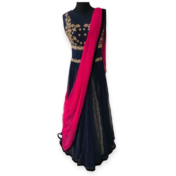 Indo-Western Gown with Attached Dupatta Gold Embellished Size Large - Picture 1 of 13